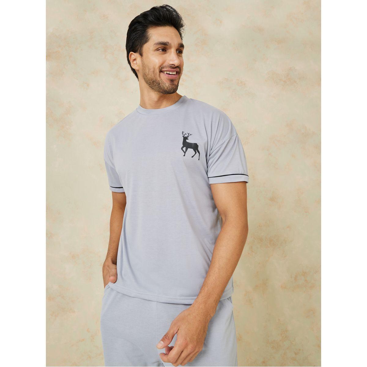 Styli Unwind Graphic Print Detail T-shirt and Shorts Set-men-clothing-nightwear-sets-image-2