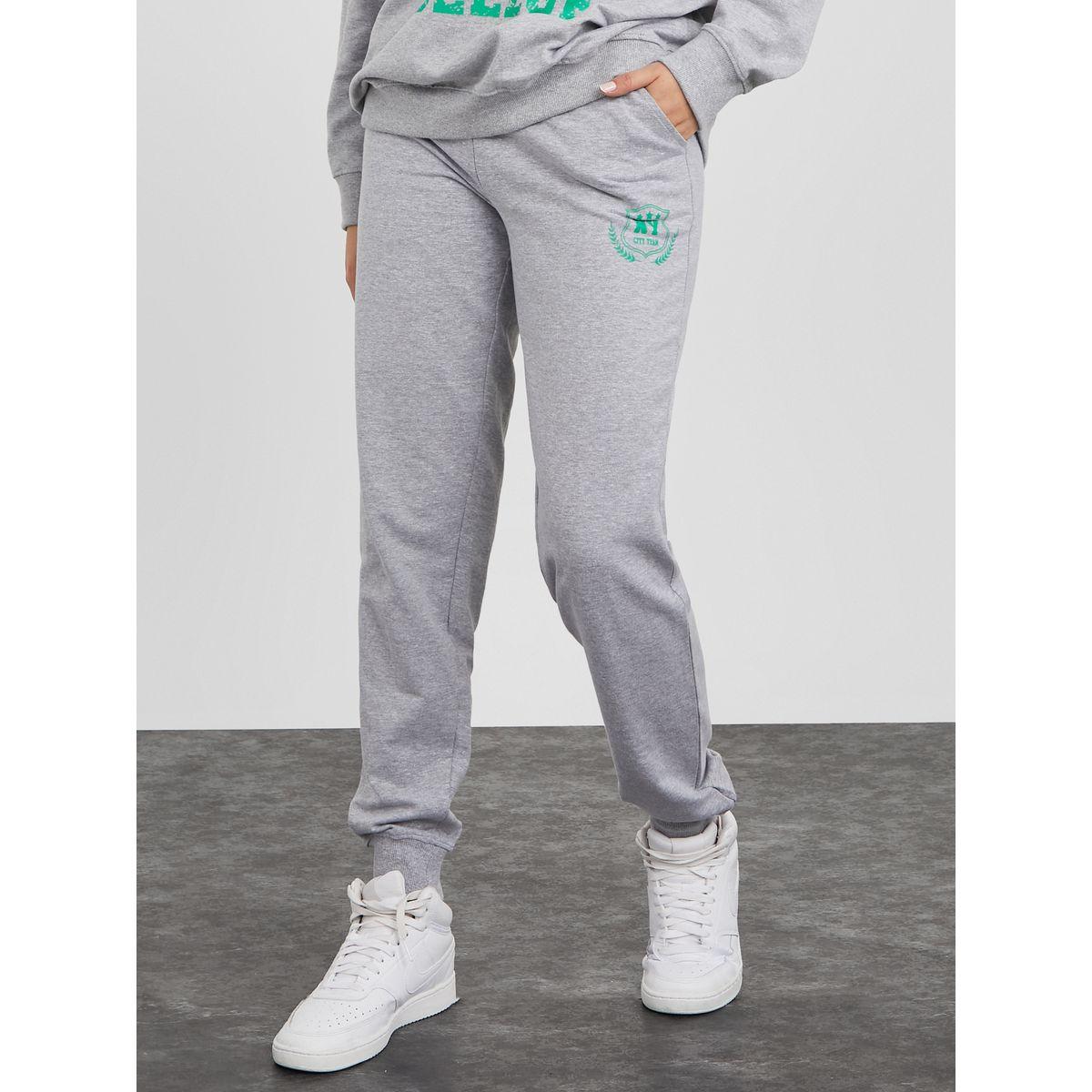 جوغر مطبع بكتابة مع رباط خصر-women-clothing-bottoms-joggers-image-1