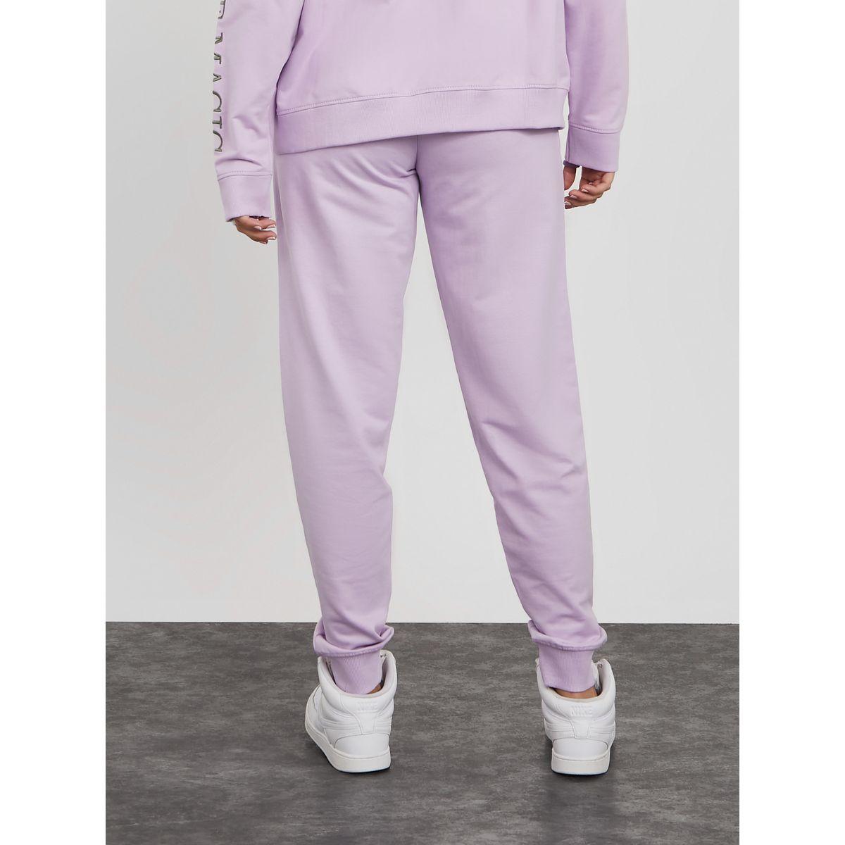 Styli Slogan Print Jogger with Drawstring Waistband-women-clothing-bottoms-joggers-image-4