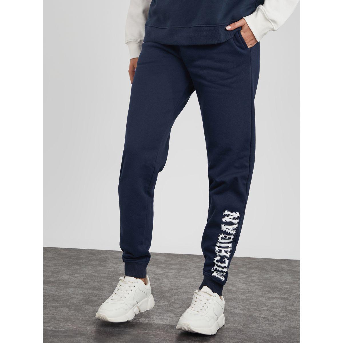 جوغر مطبع بكتابة مع رباط خصر-women-clothing-bottoms-joggers-image-2