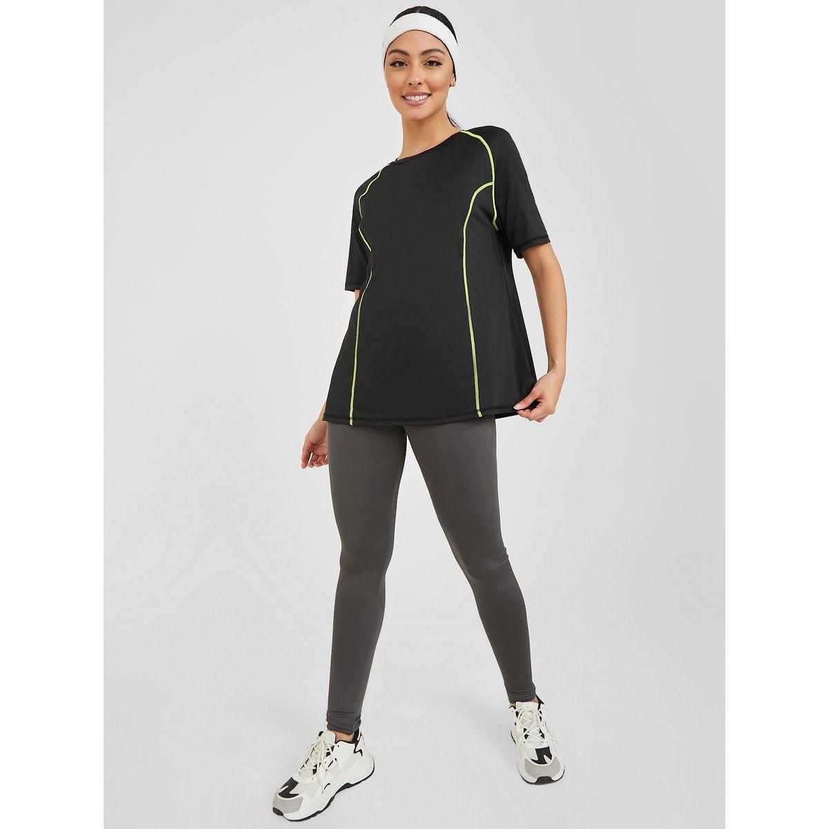 بلوزة يوجا بتداخلات مدروزة-women-clothing-sportswearandactivewear-tshirtsandvests-image-2