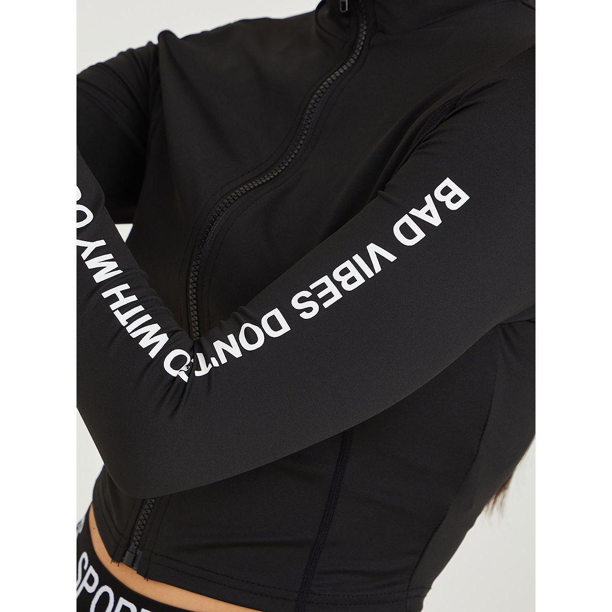 Styli Active Side Slogan Print Long Sleeves Activewear Jacket with Zip Closure-women-clothing-sportswearandactivewear-coatsandjackets-jackets-image-4