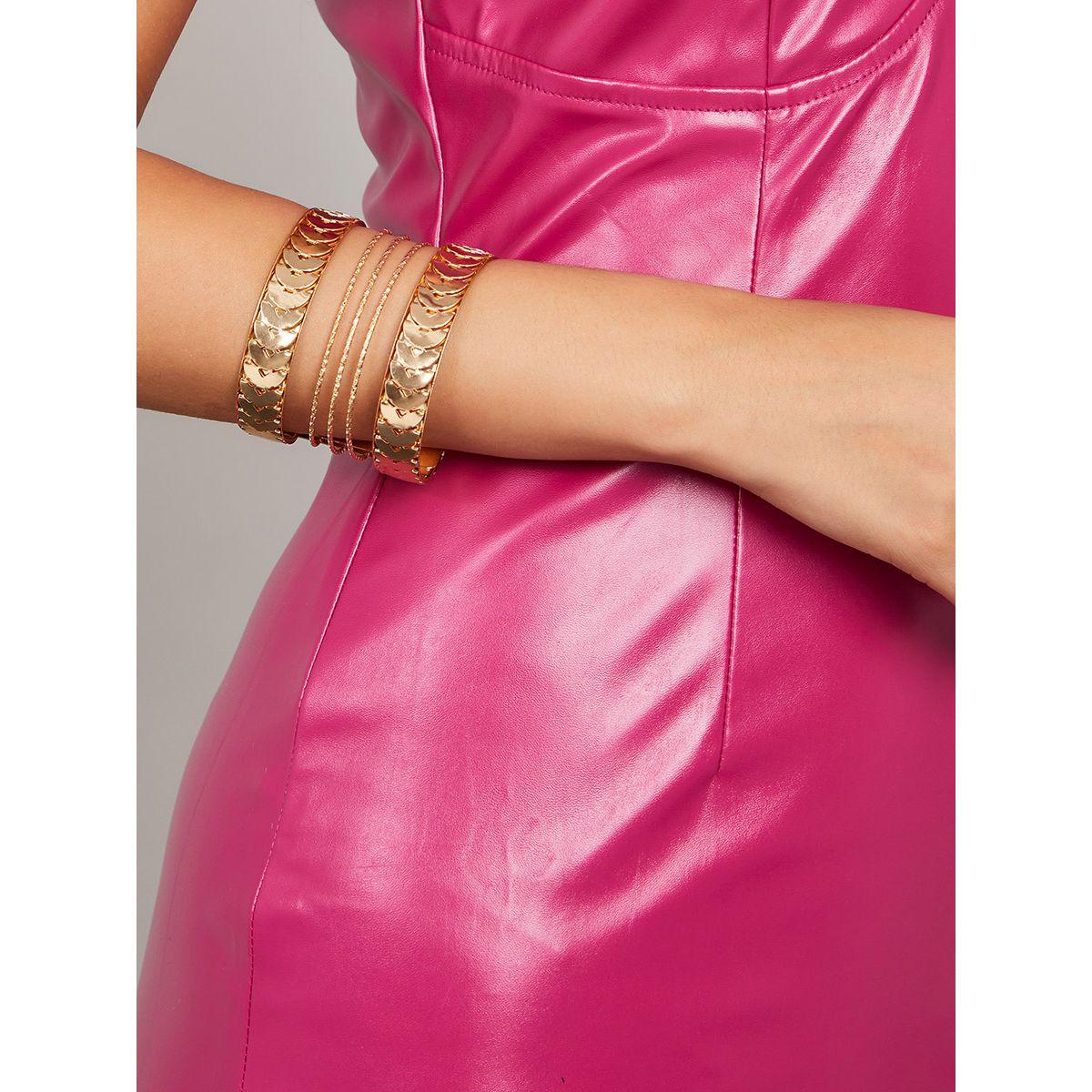 Styli Cut-Out Detail Textured Cuff Bracelet-women-watchesandjewellery-jewellery-banglesandbracelets-image-2