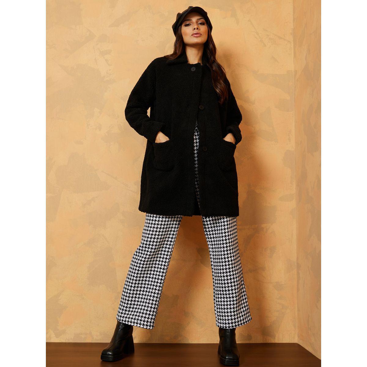معطف مزين بفرو صناعي-women-clothing-coatsandjackets-coats-image-2
