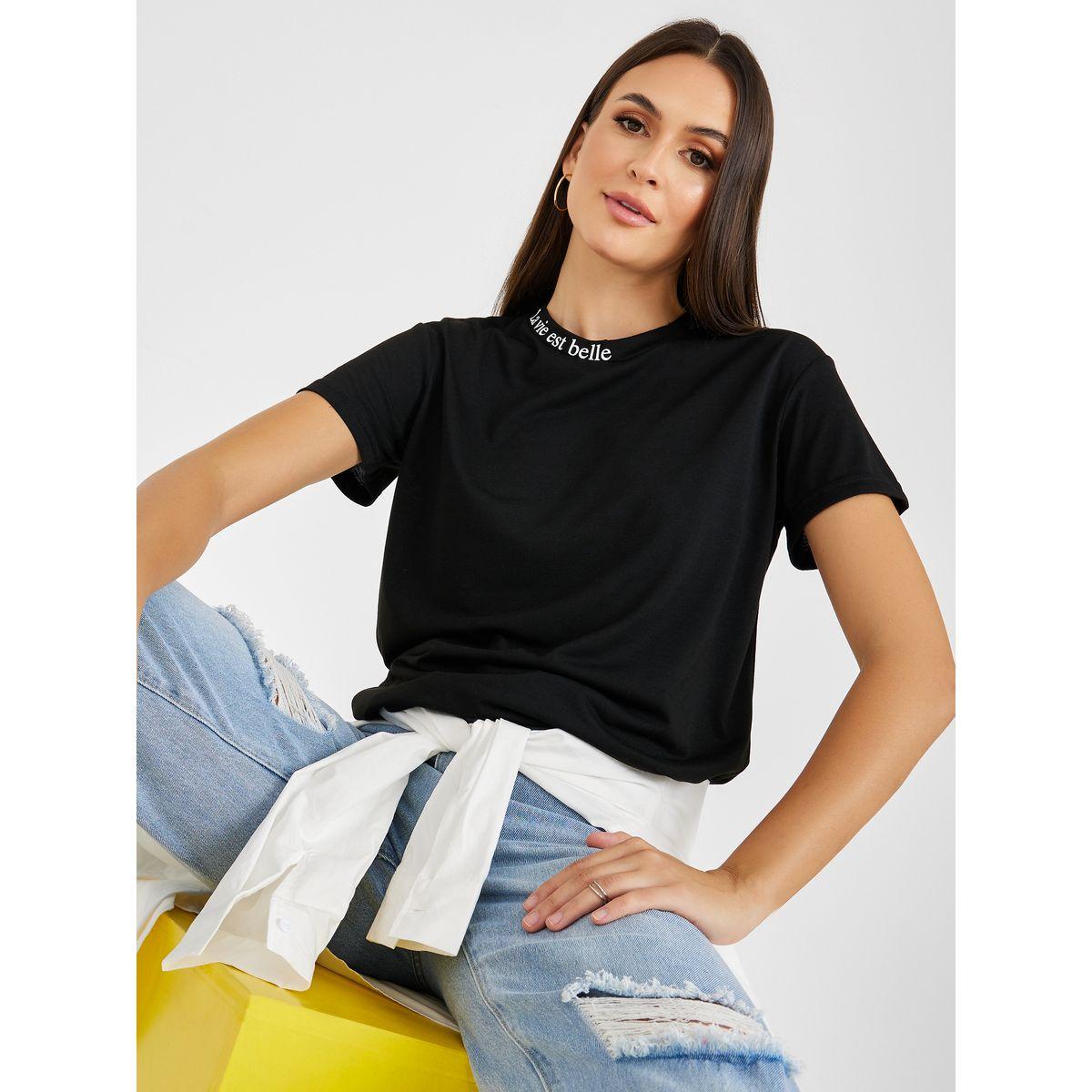 تيشيرت مطبع بكتابة وياقة عالية-women-clothing-tshirts-image-1