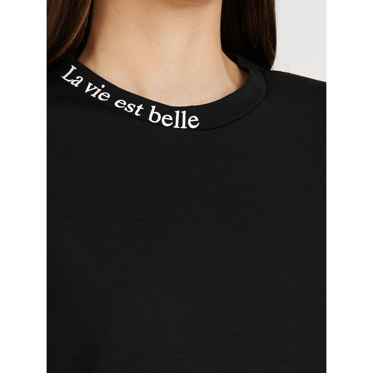 تيشيرت مطبع بكتابة وياقة عالية-women-clothing-tshirts-image-4