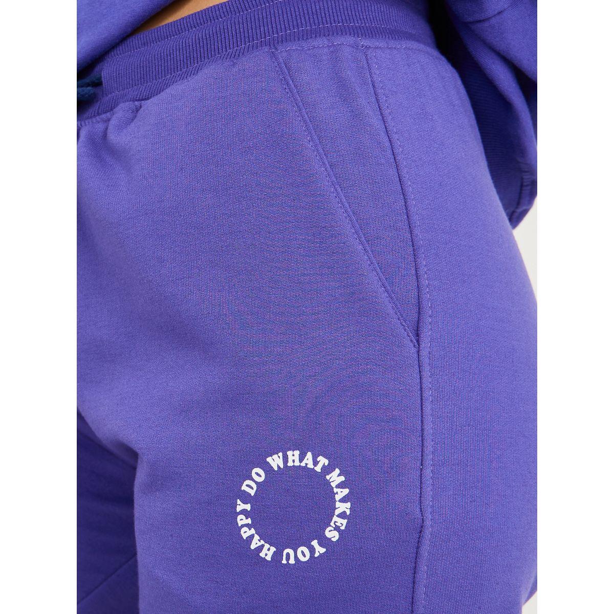Styli Slogan Print Jogger with Drawstring Waistband-women-clothing-bottoms-joggers-image-3