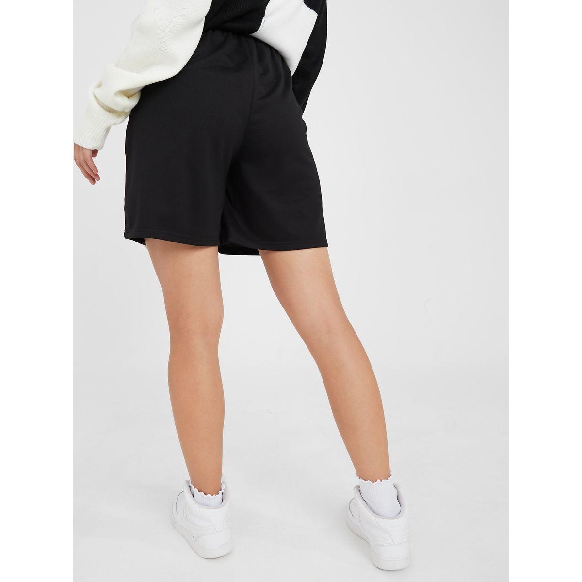 شورت بقصة واسعة وأربطة خصر-women-clothing-bottoms-shorts-image-5