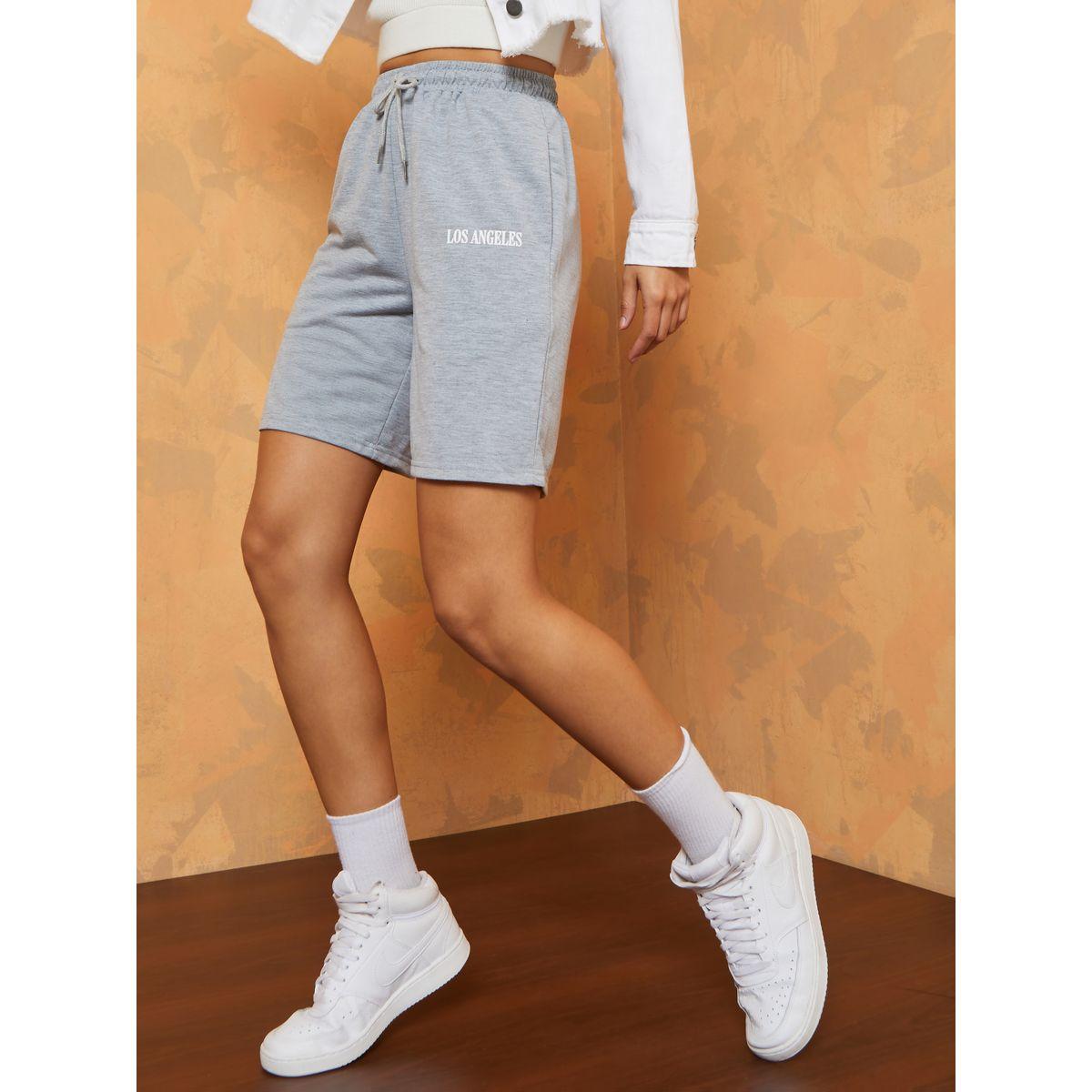 شورت بقصة واسعة ورباط خصر-women-clothing-bottoms-shorts-image-1