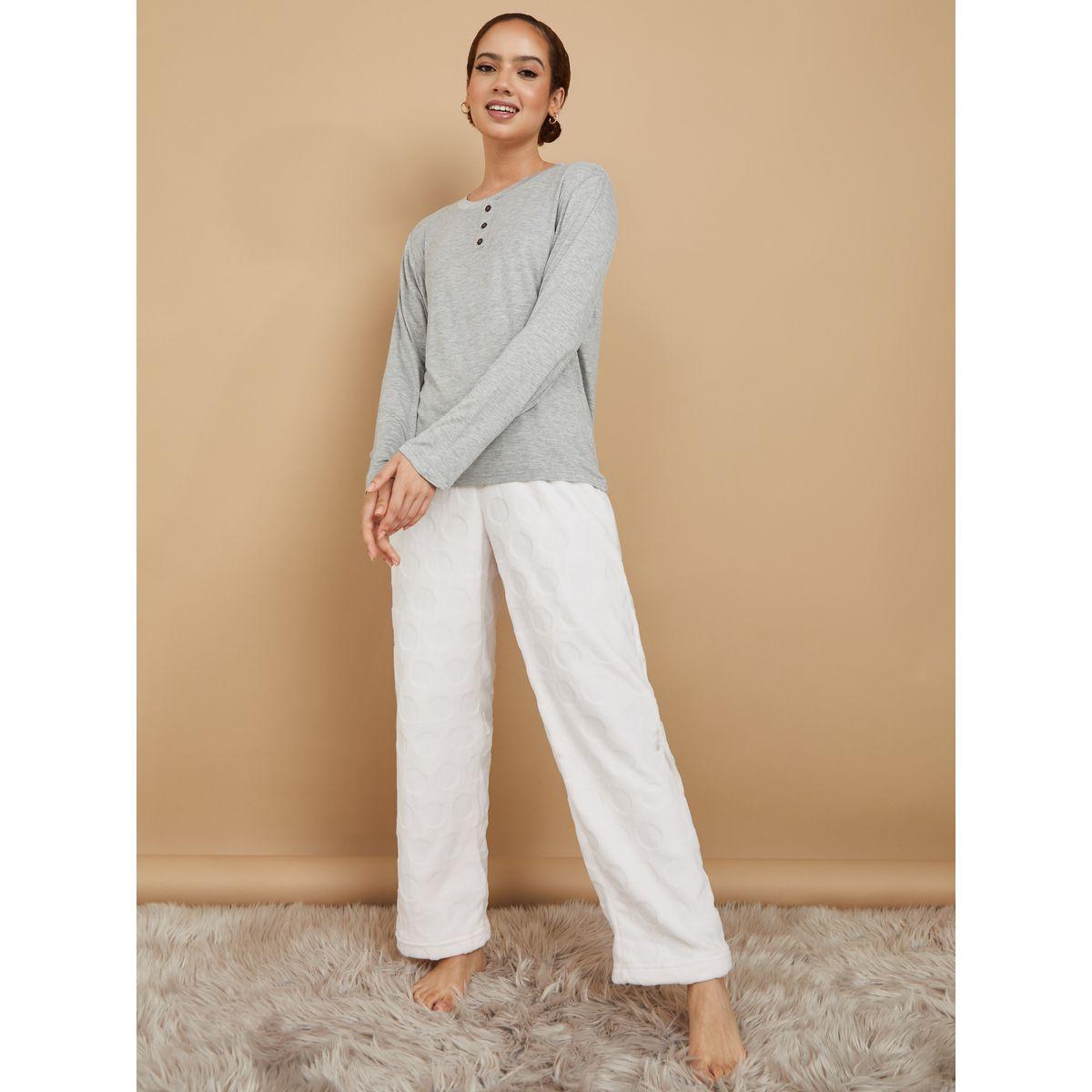 طقم بيجاما من ( تيشيرت + بنطال )-women-clothing-nightwear-pyjamas-longsets-image-2