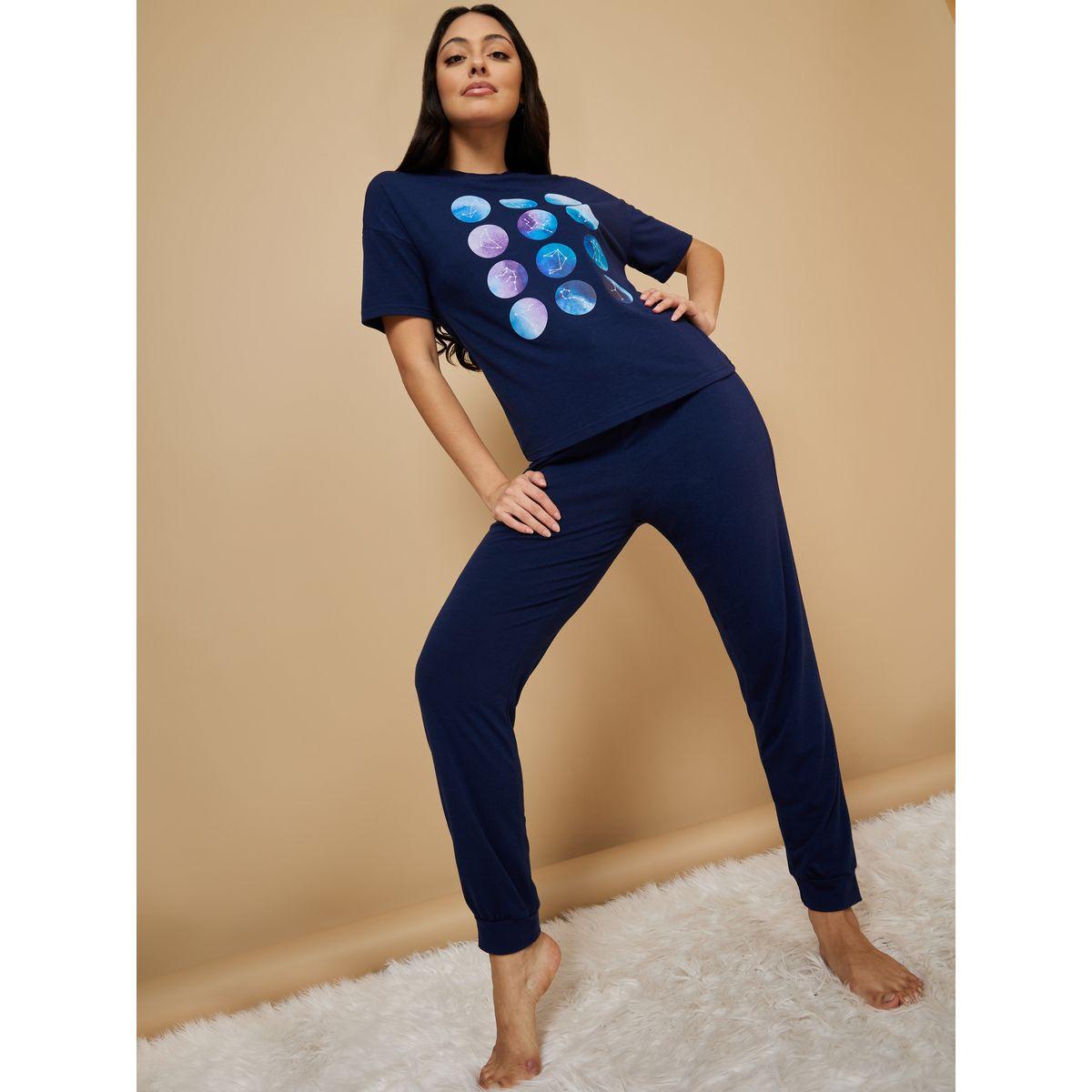 طقم بيجاما من ( تيشيرت + بنطال )-women-clothing-nightwear-pyjamas-longsets-image-1