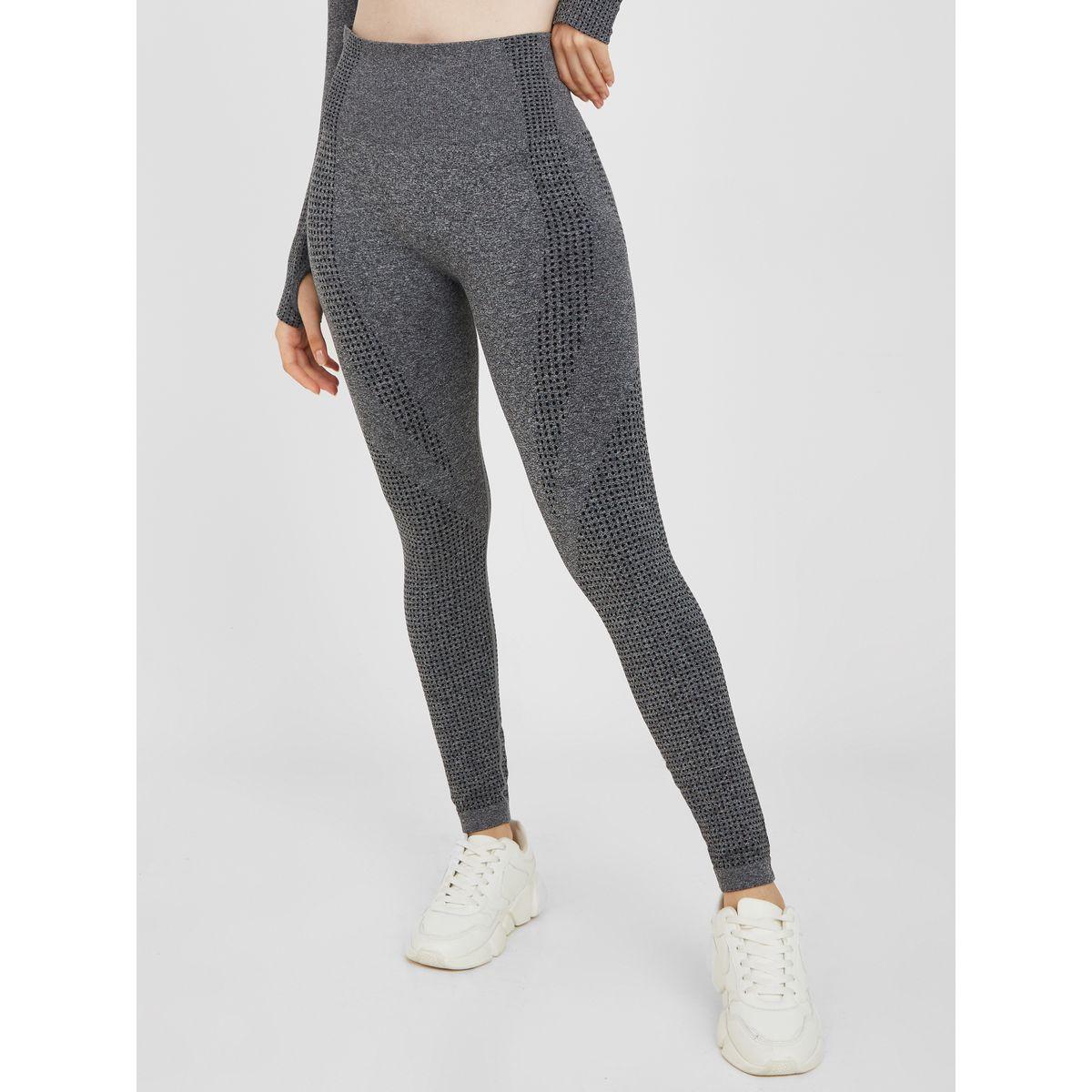 طقم رياضي من ( ليقنز + بلوزة )-women-clothing-sportswearandactivewear-trackpantsandtracksuits-image-4