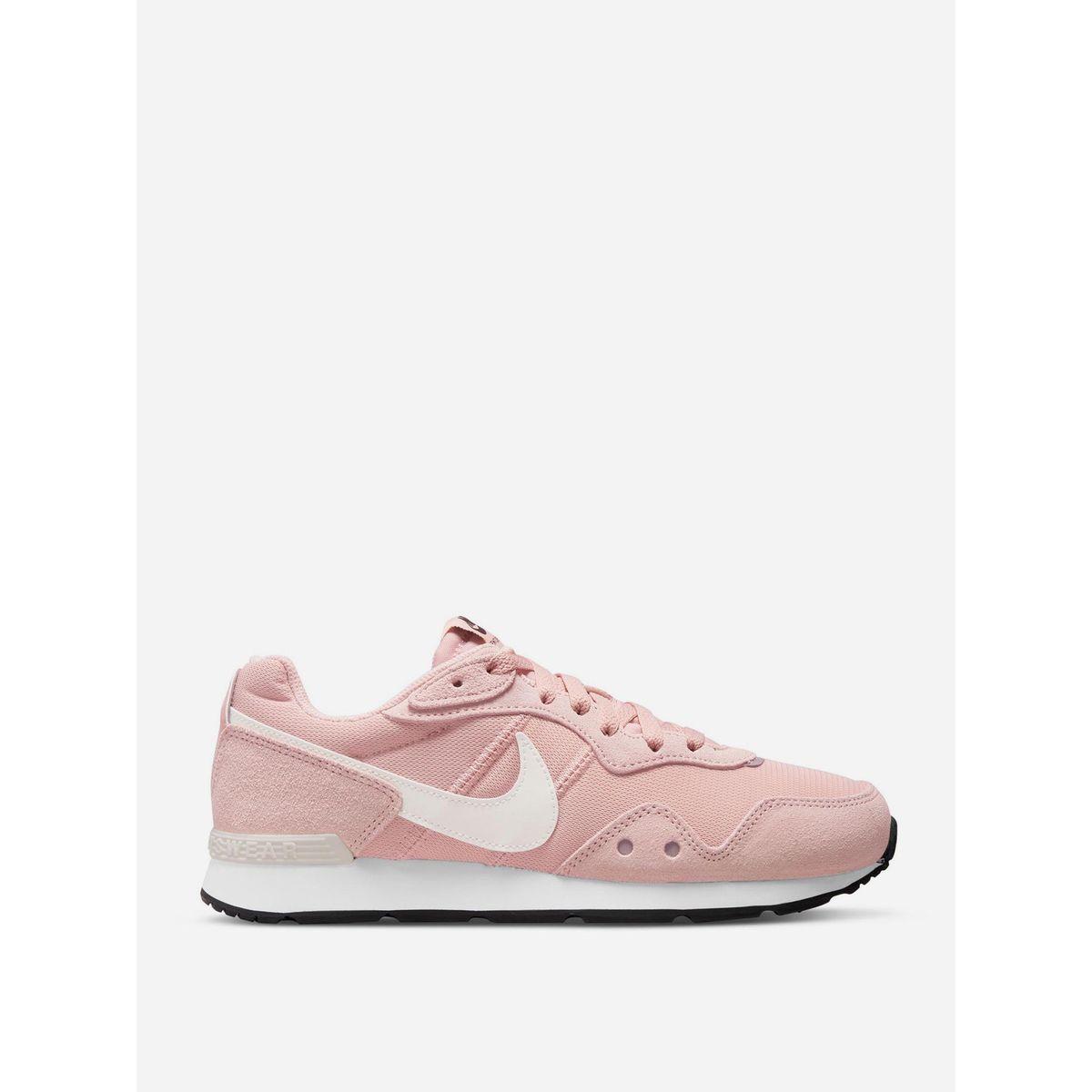 Nike Venture Runner Low Top Sneakers-women-shoes-sneakers-image-1