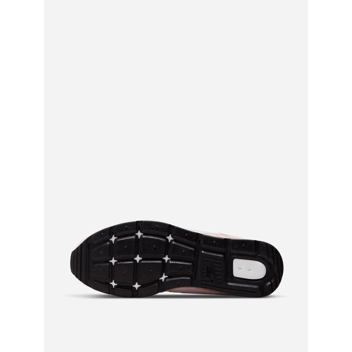 Nike Venture Runner Low Top Sneakers-women-shoes-sneakers-image-8