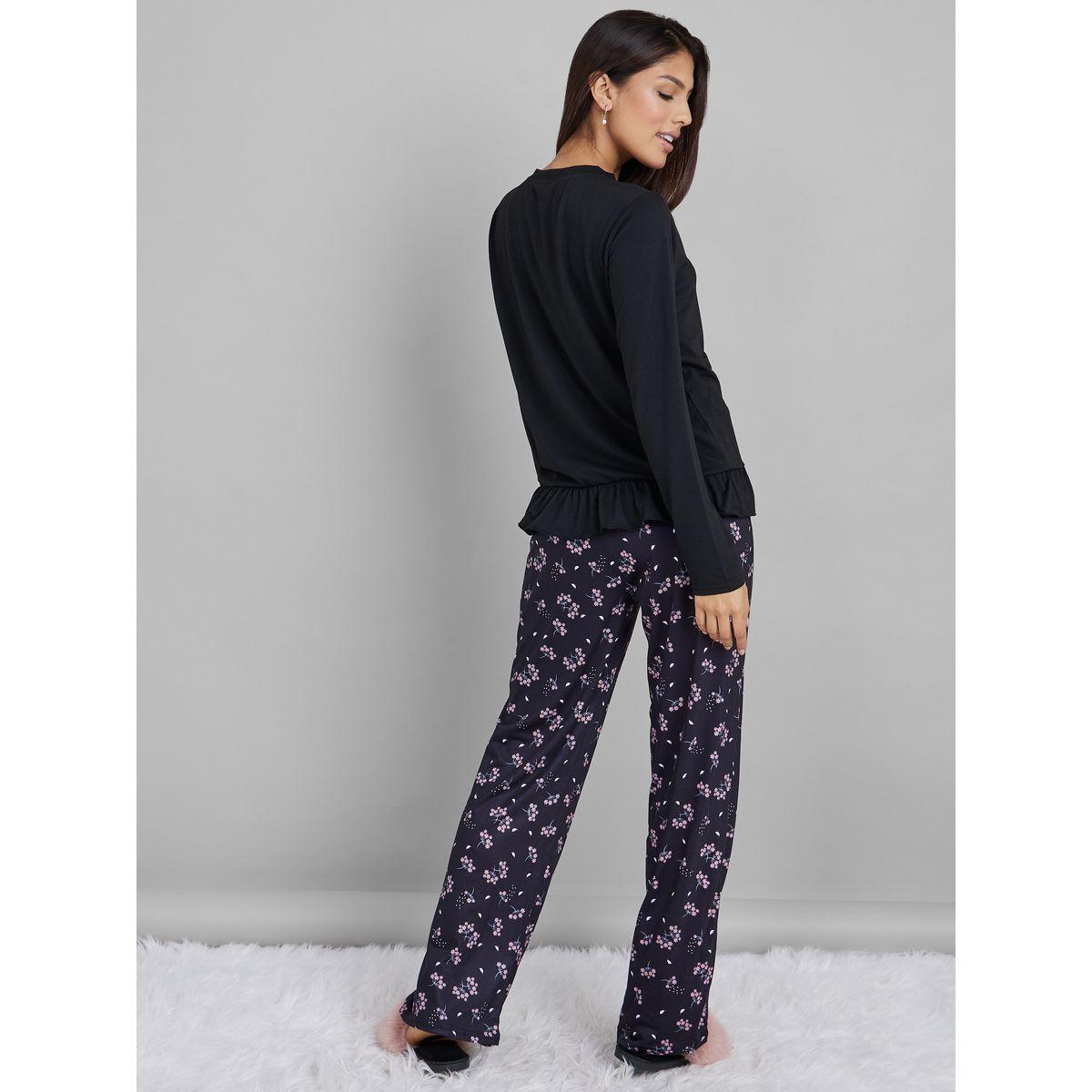 Styli Unwind Ditsy Floral Ruffle Hem Long Sleeves T-shirt and Pyjama Set-women-clothing-nightwear-pyjamas-longsets-image-5