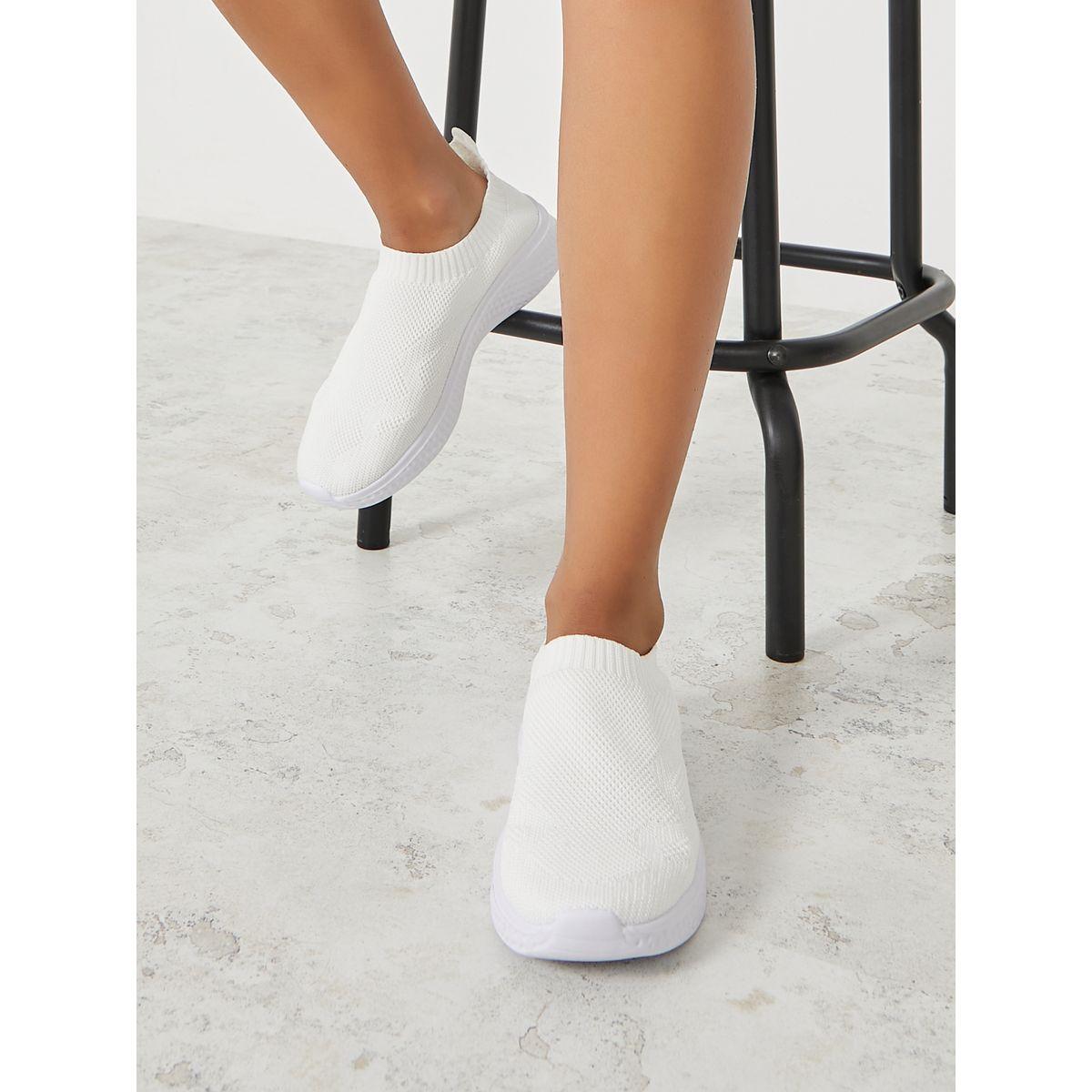 حذاء كاجوال سهل الارتداء-women-shoes-sneakers-image-2