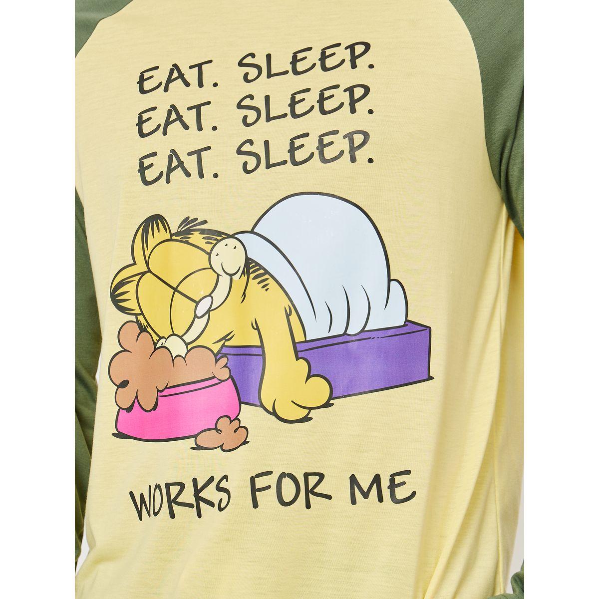 Styli Unwind Garfield Character Graphic Raglan Sleeve T-Shirt & Pyjama Set-men-clothing-nightwear-sets-image-3