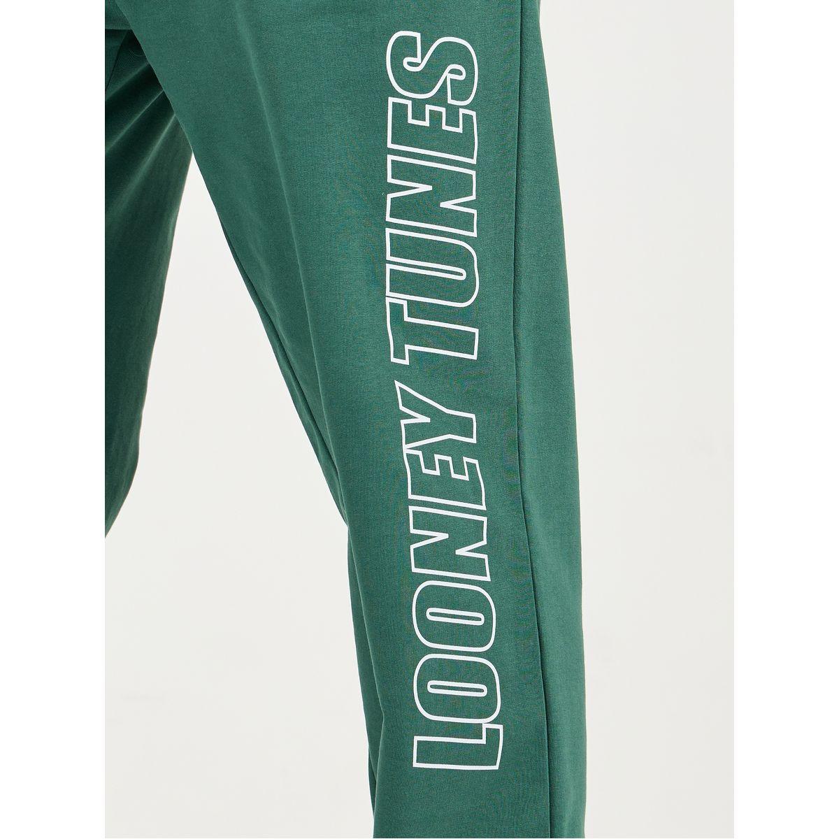 Styli Looney Tunes Character Print Pocket Detail Oversized Joggers-men-clothing-bottoms-joggers-image-3