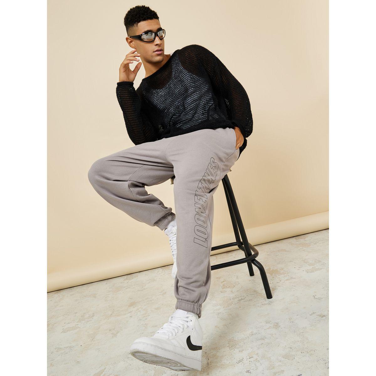 Styli Looney Tunes Character Print Pocket Detail Oversized Jogger-men-clothing-bottoms-joggers-image-3