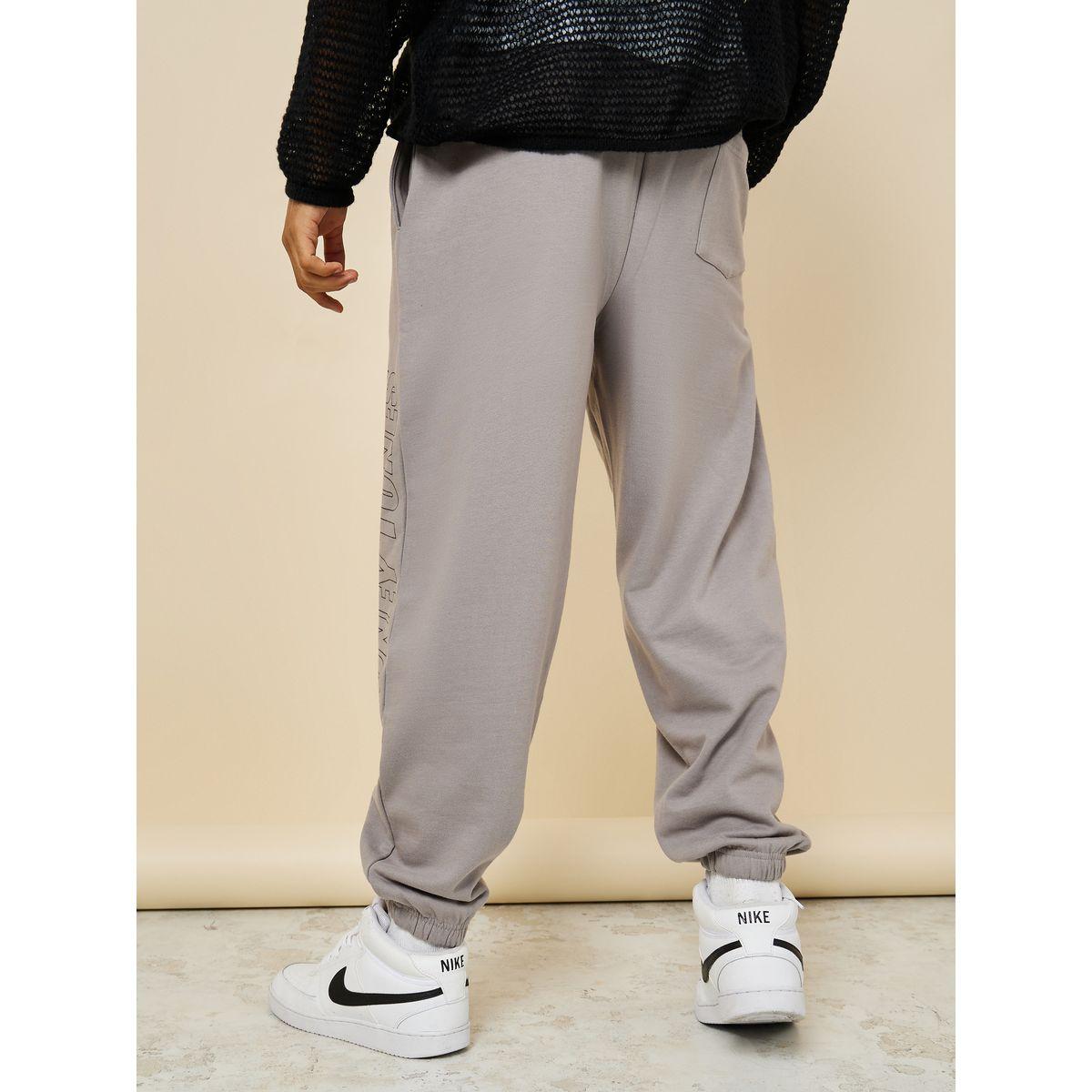 Styli Looney Tunes Character Print Pocket Detail Oversized Jogger-men-clothing-bottoms-joggers-image-6