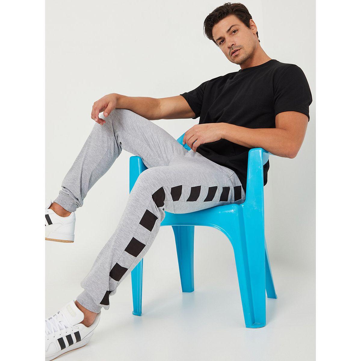 جوغر بقصة سليم فت-men-clothing-bottoms-joggers-image-1