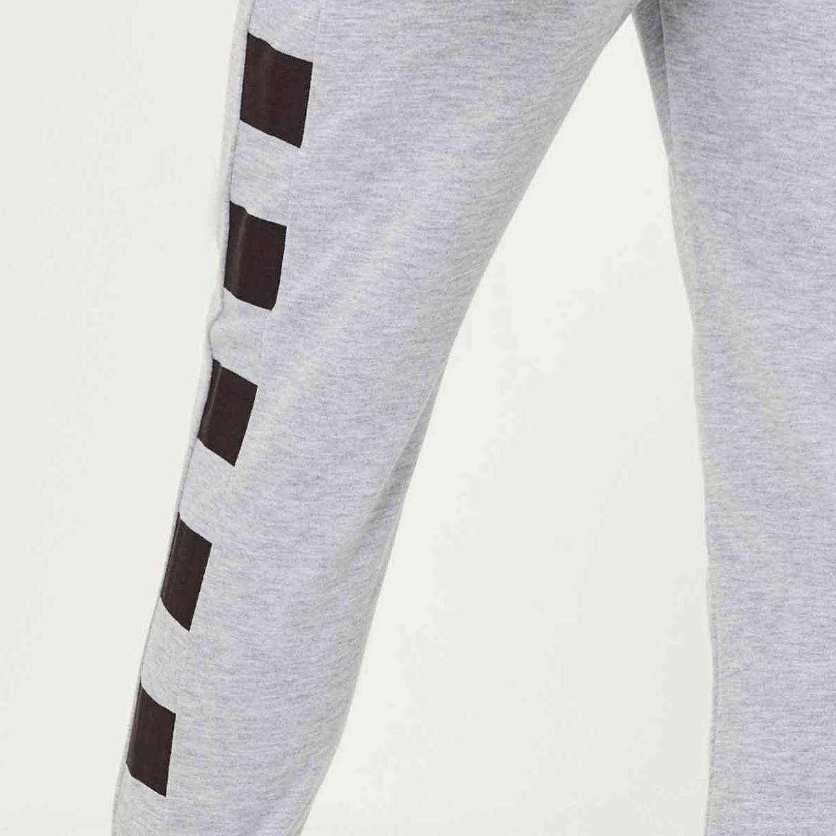 جوغر بقصة سليم فت-men-clothing-bottoms-joggers-image-5