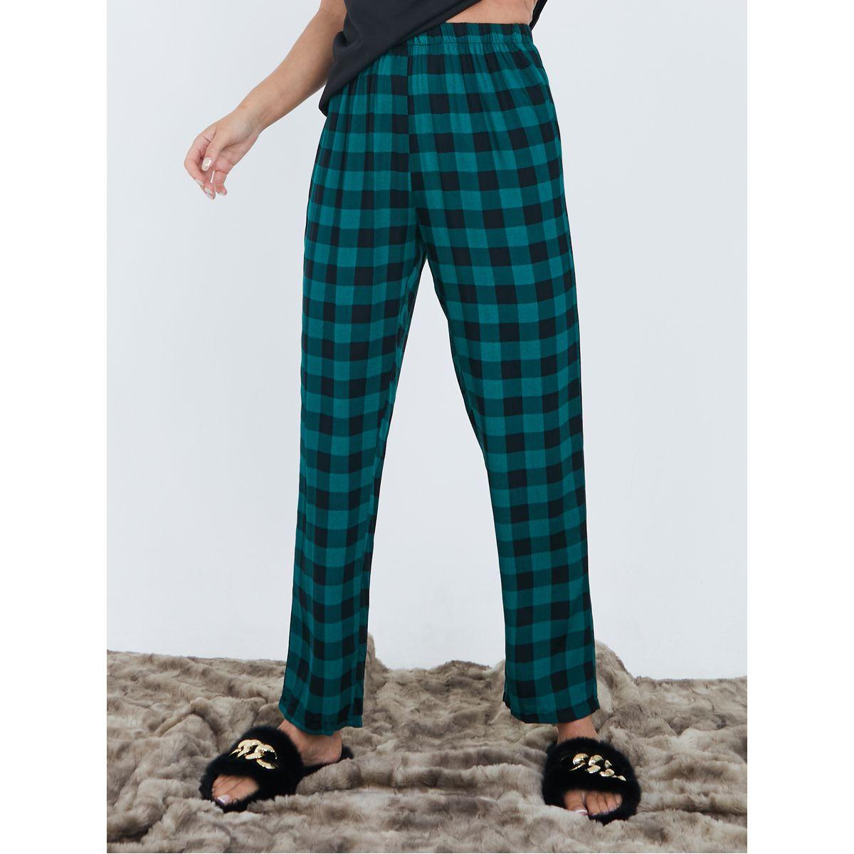 Styli Unwind Solid V Neck T-shirt and Checked Print Pyjama Set-women-clothing-nightwear-pyjamas-longsets-image-4
