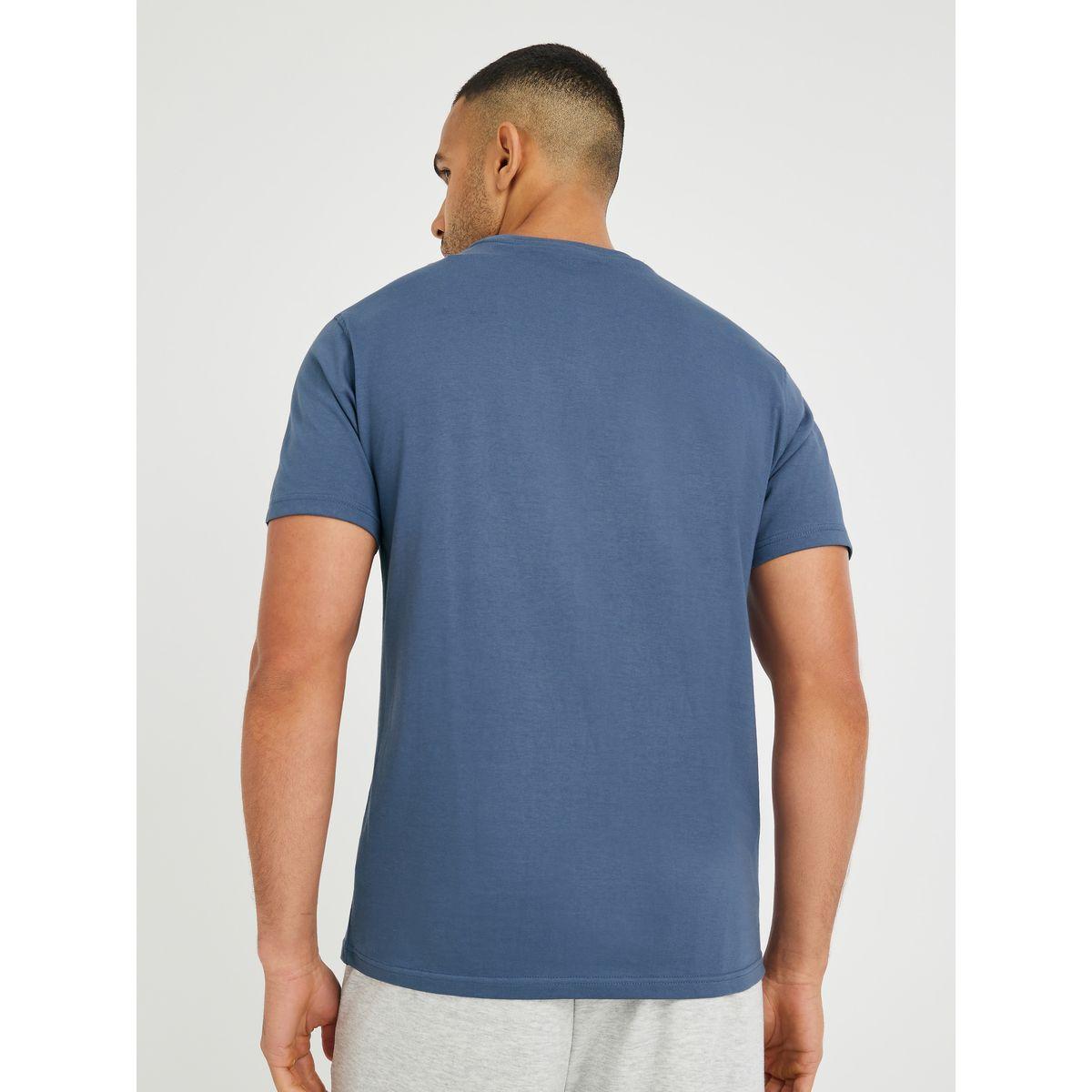 تيشيرت سادة بياقة ضيقة وأكمام قصيرة-men-clothing-tshirtsandpolos-tshirts-image-1