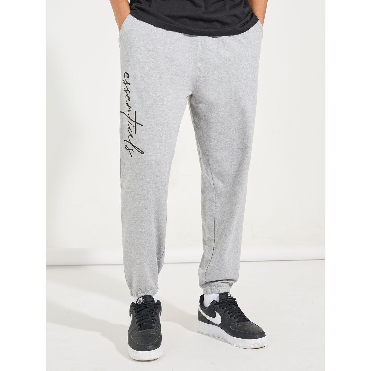 Styli Slogan Print Oversized Fit Jogger with Slip Pocket_NR_50957413-men-clothing-bottoms-joggers-image-1