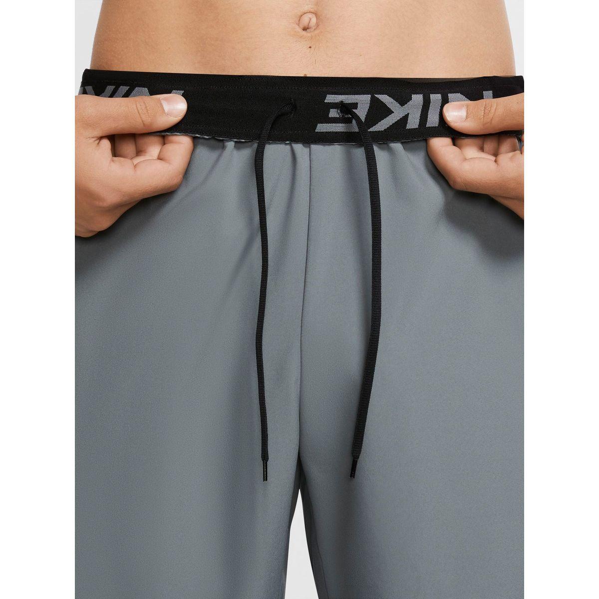شورت رياضي بتقنية دراي فت-men-clothing-sportswearandactivewear-bottoms-image-3