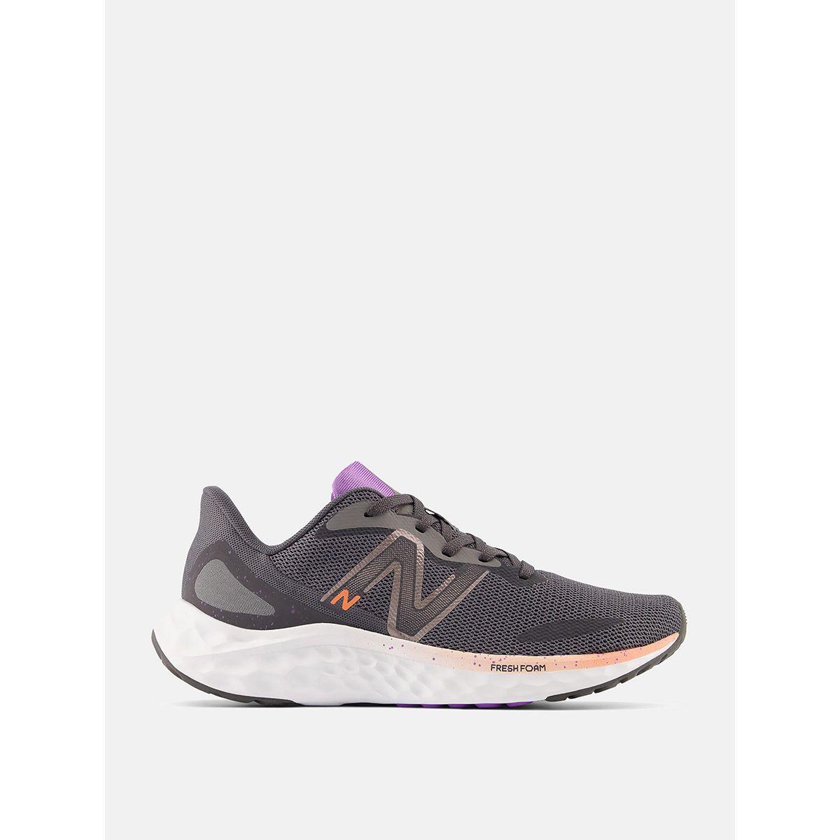 حذاء سنيكرز بتداخلات شبكية-women-shoes-sneakers-image-1