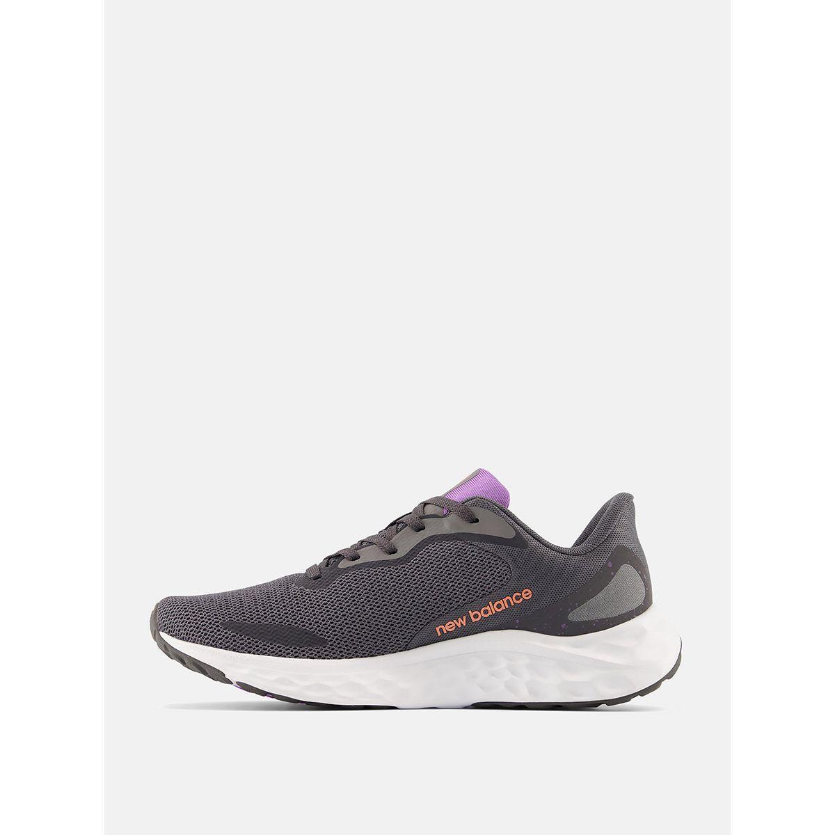حذاء سنيكرز بتداخلات شبكية-women-shoes-sneakers-image-2