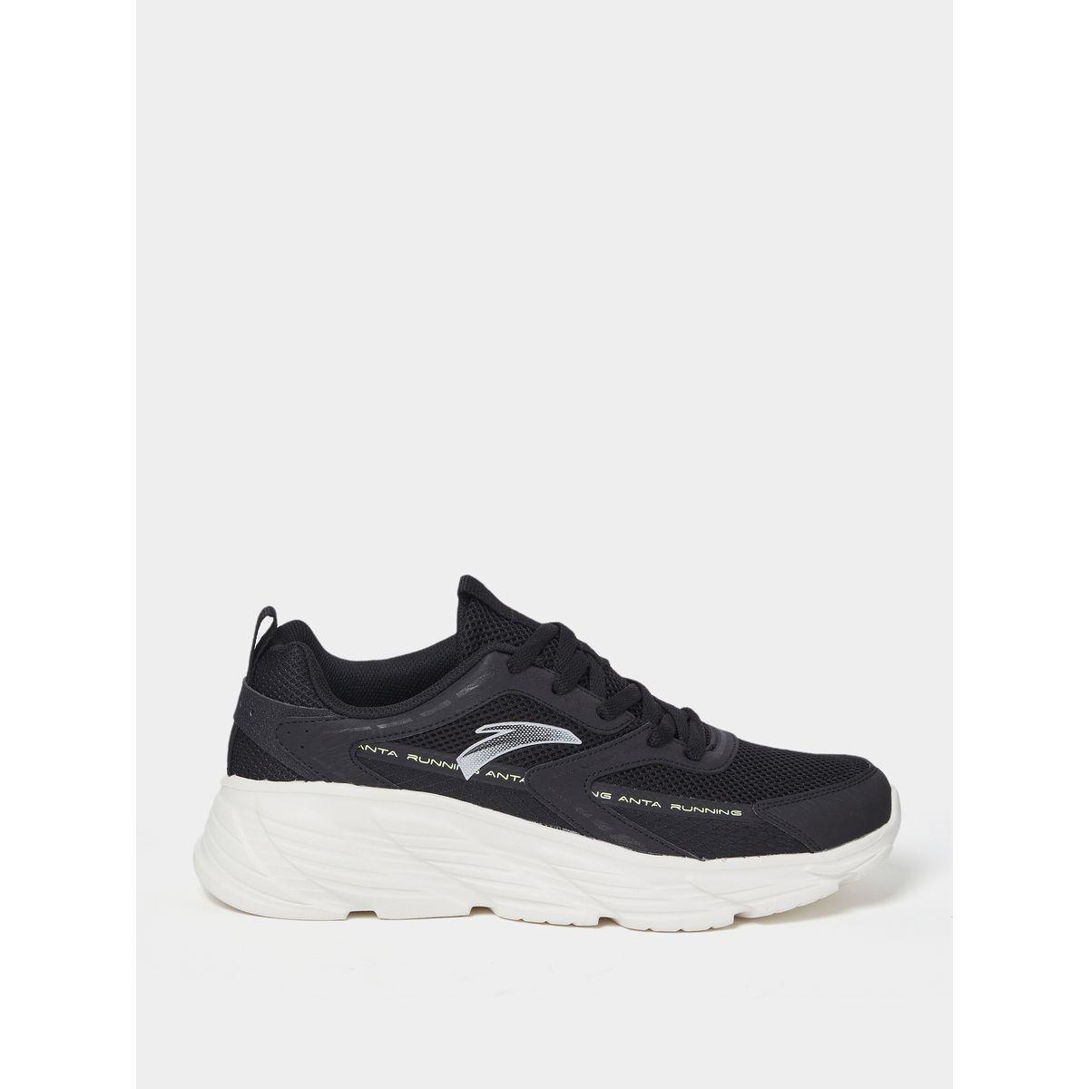 حذاء رياضي برباط-sports-men-shoes-image-1