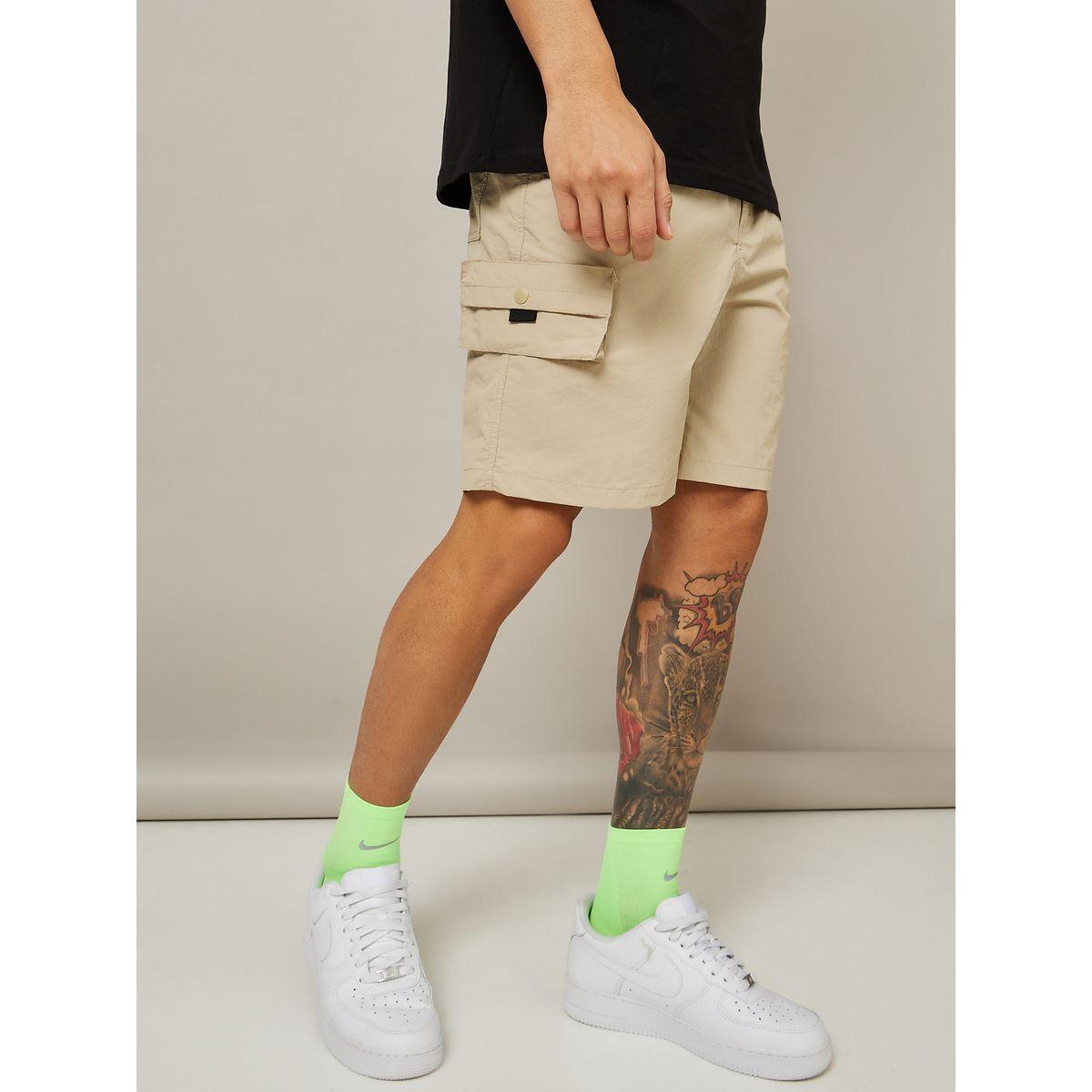 شورت بنمط كارغو-men-clothing-bottoms-shorts-image-1