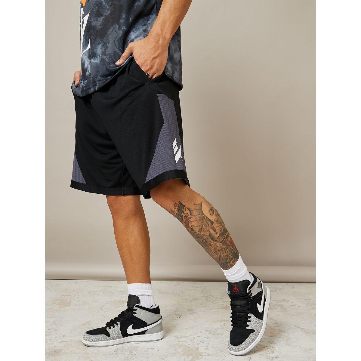 شورت بنمط كتل الالوان-men-clothing-bottoms-shorts-image-1
