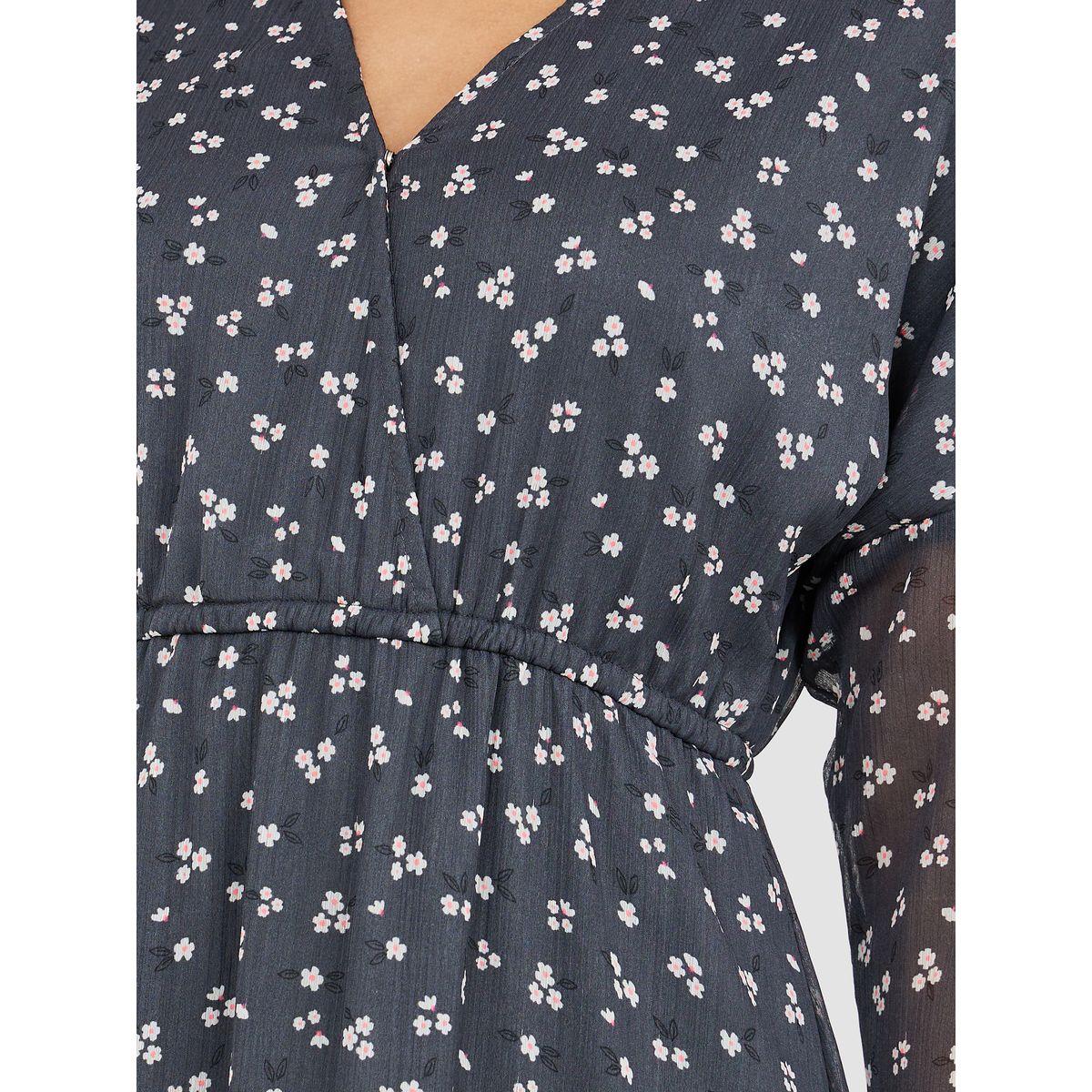 Styli 3/4 Sleeves Ditsy Print A-Line Maxi Dress-women-clothing-dresses-image-3