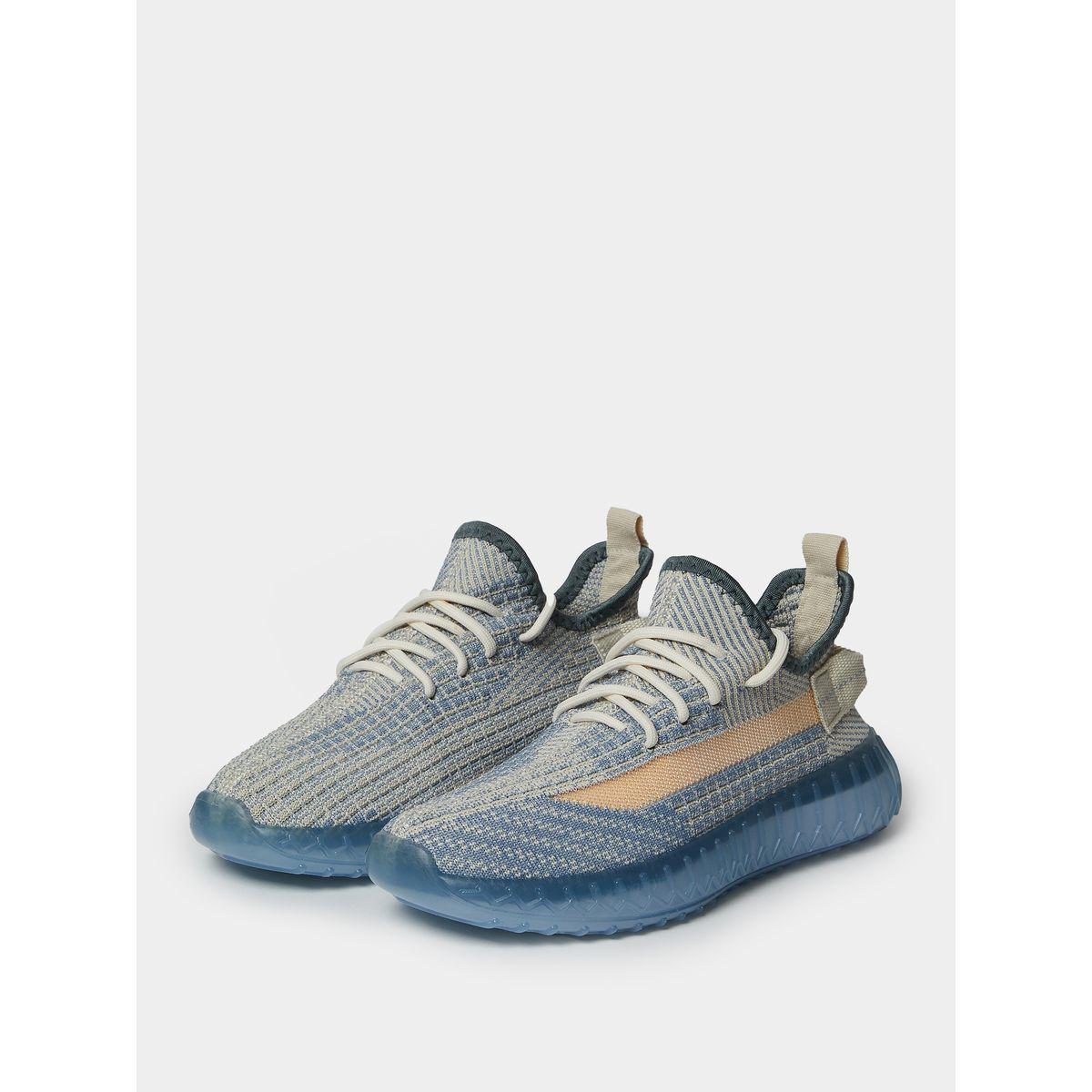 حذاء سنيكرز بنمط كتل الالوان-sports-women-shoes-image-3