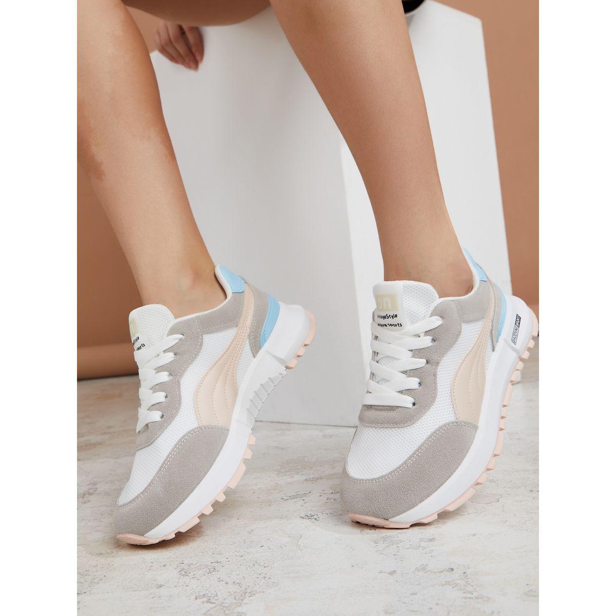 حذاء سنيكرز بنمط كتل الالوان-women-shoes-sneakers-image-2