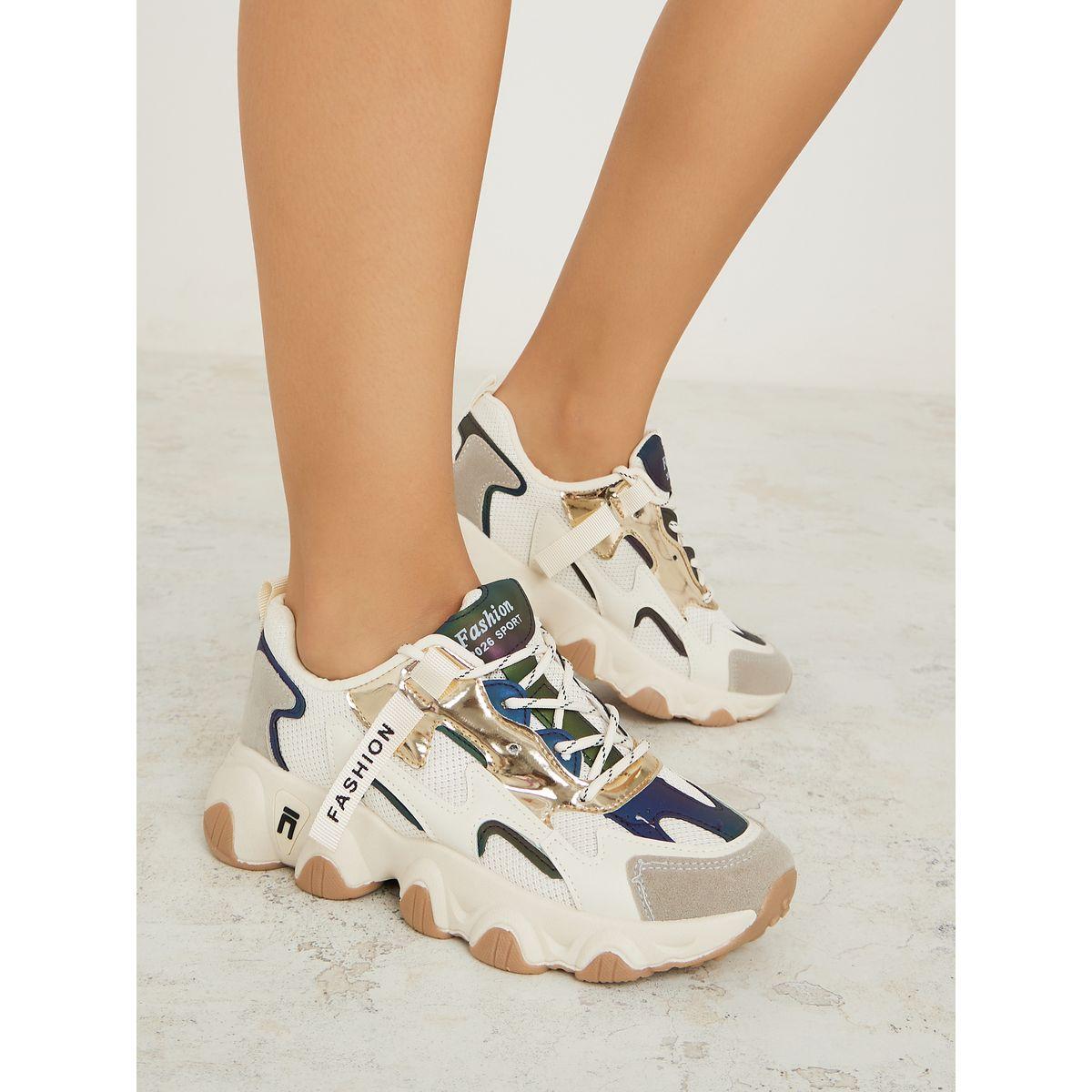 حذاء سنيكرز بنمط كتل الالوان-sports-women-shoes-image-2