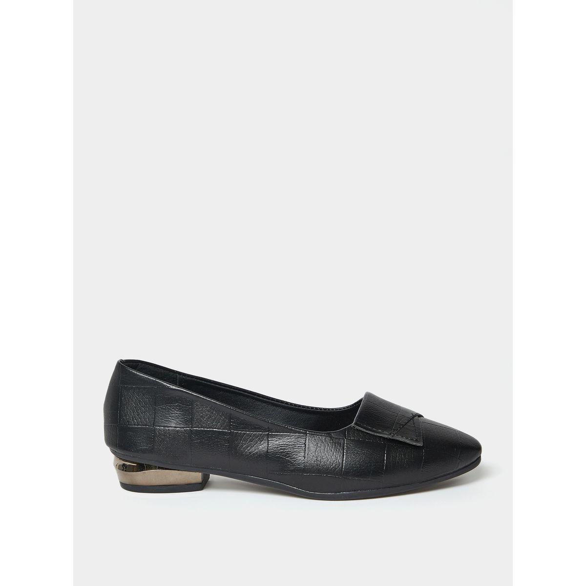 Styli Textured Pointed Toe Flat Shoes-women-shoes-loafersandmoccasins-image-1
