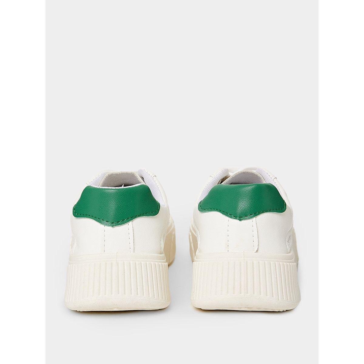 Styli Contrast Star Detail Plimsoll Sneakers-women-shoes-sneakers-image-4