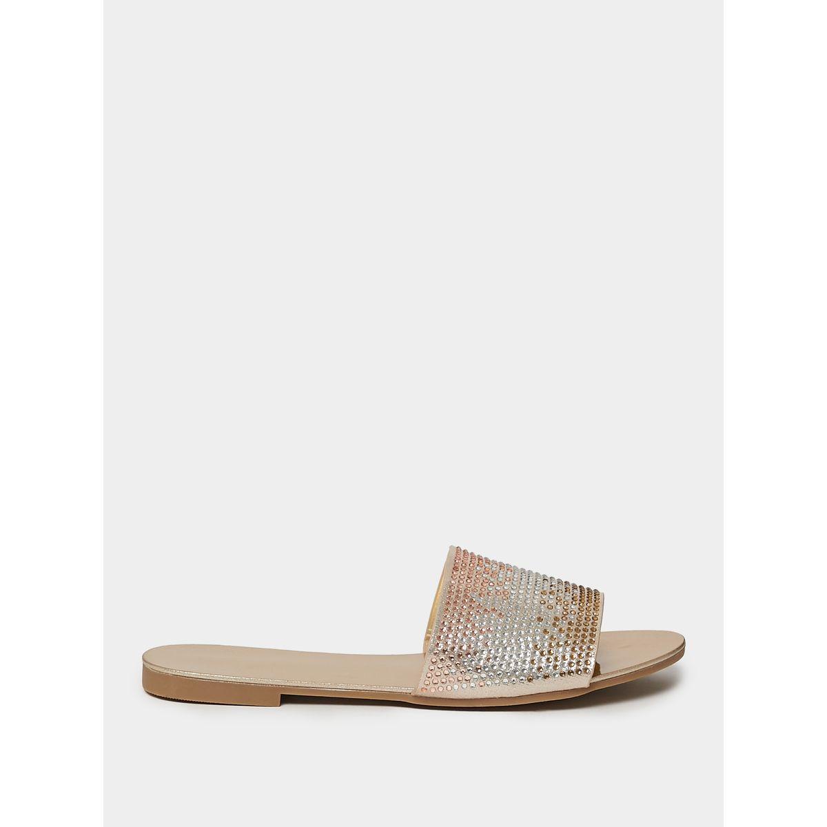صندل فلات مزين بحجر الراين-women-shoes-sandals-flats-image-1