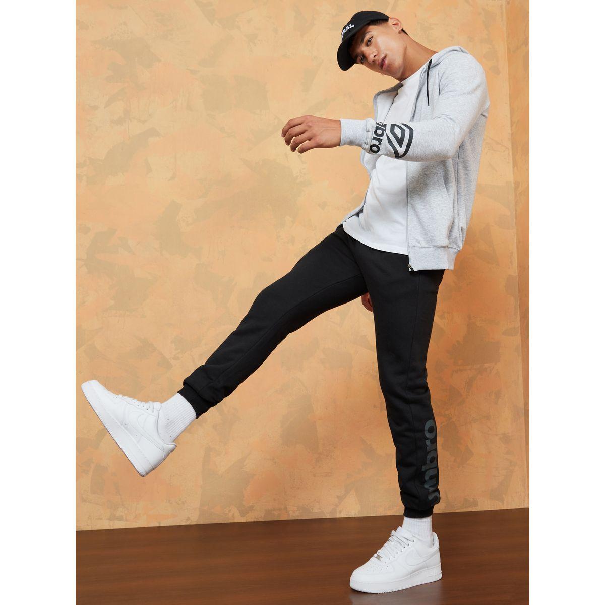 Umbro FW Linear Logo Graphic Cuffed Jogger-men-clothing-bottoms-joggers-image-2