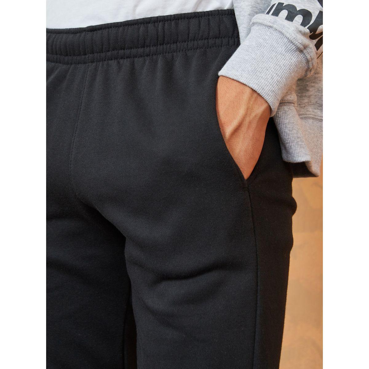 Umbro FW Linear Logo Graphic Cuffed Jogger-men-clothing-bottoms-joggers-image-3