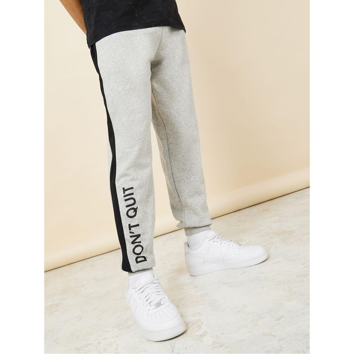 جوغر بقصة سليم فت-men-clothing-bottoms-joggers-image-1