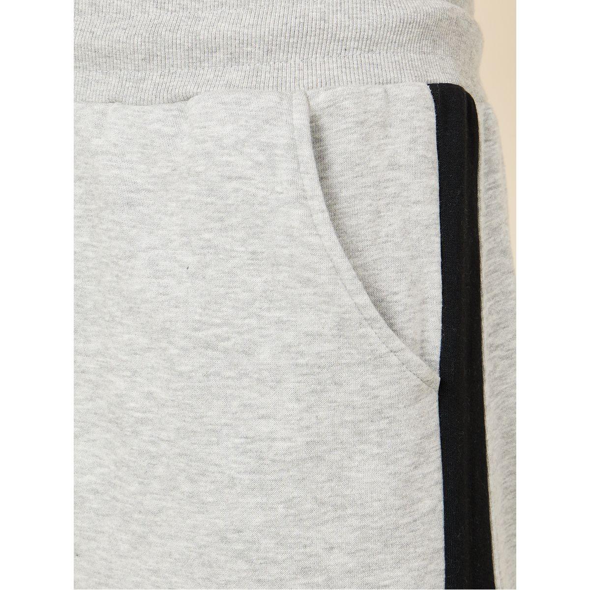 Styli Side Tape Slim Fit Jogger with Placement Slogan Print Detail-men-clothing-bottoms-joggers-image-4
