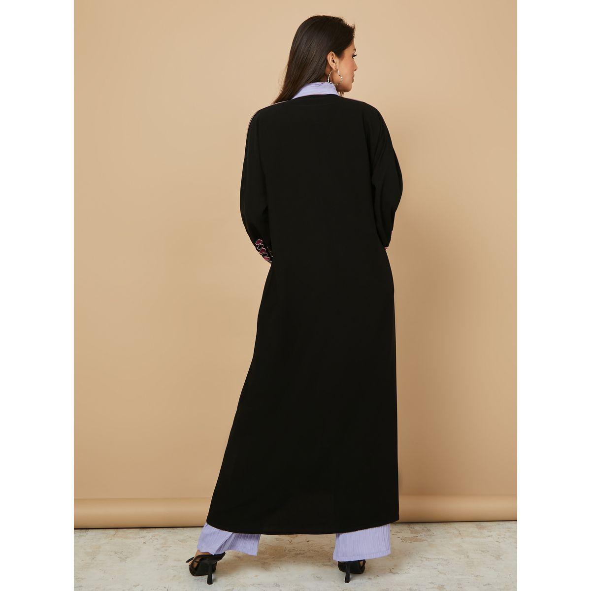 Hadiyath Al Madinah Heart Embroidery Sleeves Piped Detail Abaya with Front Button Closure-women-arabicclothing-abayas-image-4