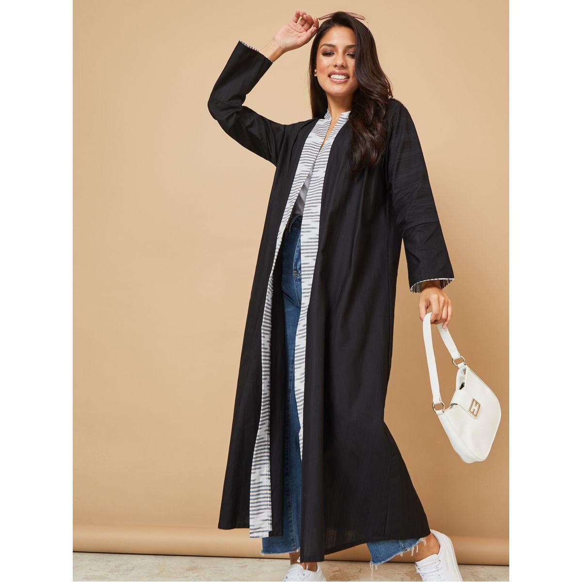 عباية بتداخلات بارزة الملمس-women-arabicclothing-abayas-image-1