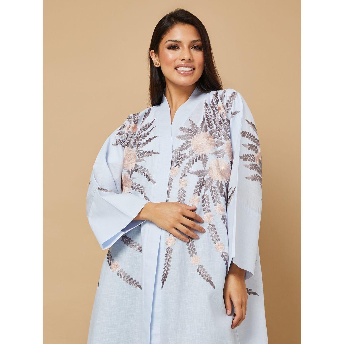عباية مطرزة ومفتوحة من الامام-women-arabicclothing-abayas-image-2