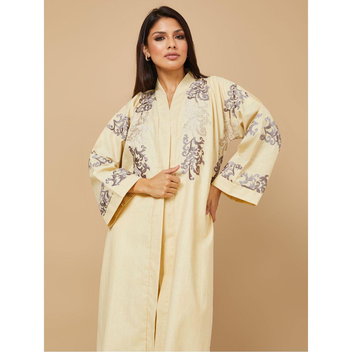 عباية مطرزة ومفتوحة من الامام-women-arabicclothing-abayas-image-2